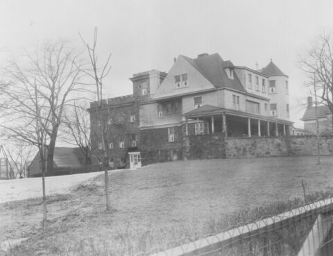 photo of mansion purchased by Mother Cabrini