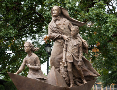 Cabrini statue in Battery Park City, NYC